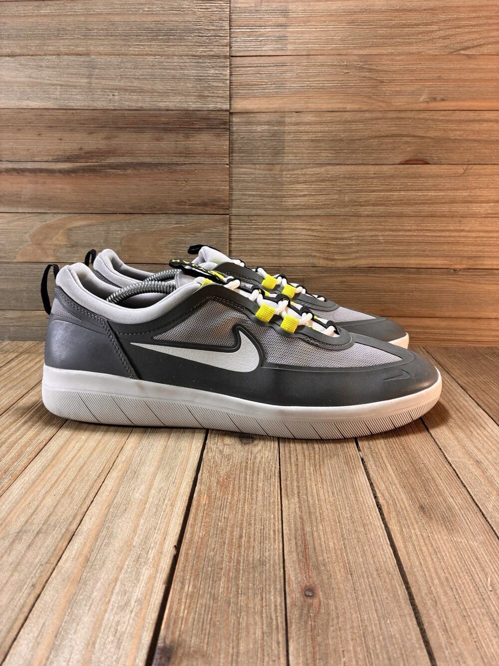 Nike SB Nyjah Free 2 Skate Shoes Smoke Grey White Lt Smoke Grey Size US Mens 10